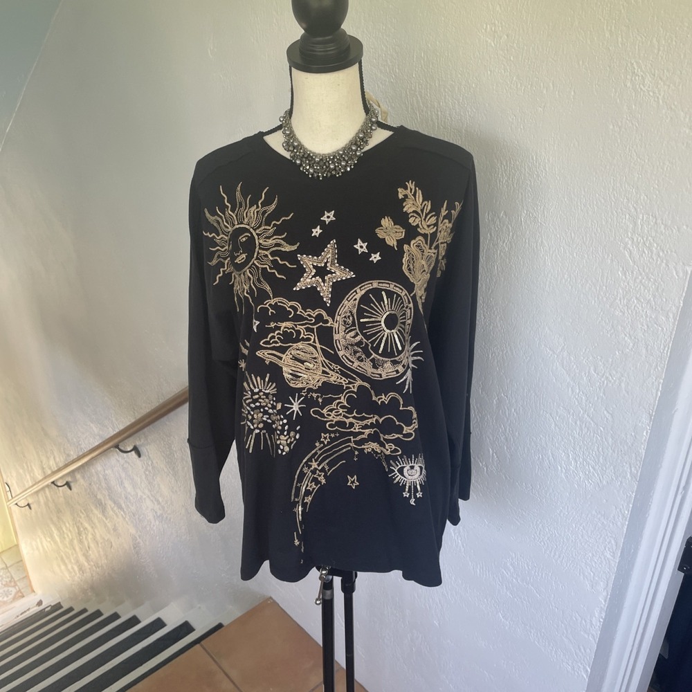 NWT Johnny Was Long Sleeve Dolman Tee Miaora Black PXL Moon Celestial Embroidery - Picture 9 of 9